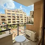 Relax In Sunny 3*