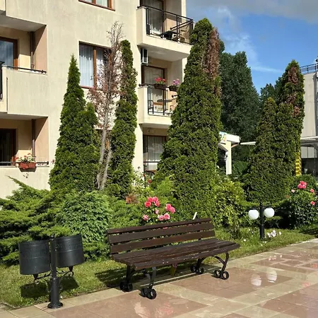 Relax In Sunny Hotel de apartamente