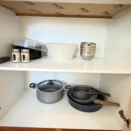 מלון דירות One Bedroom 3*